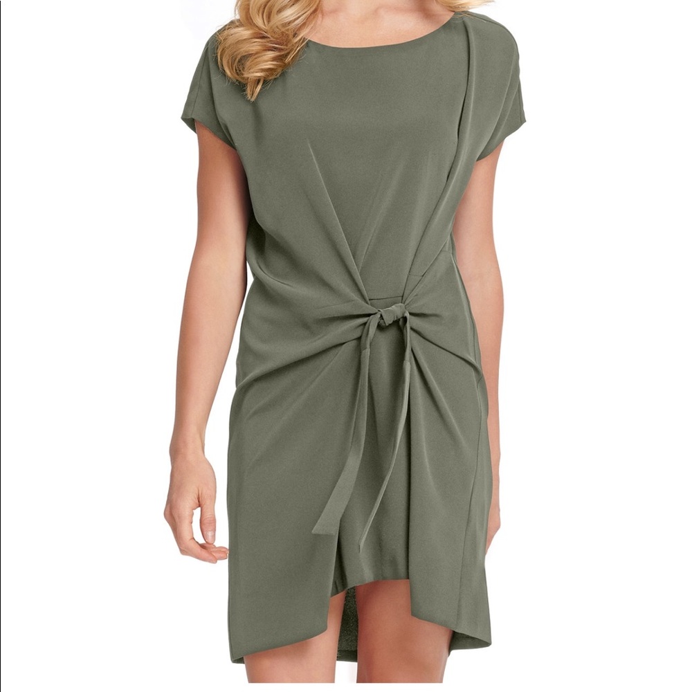 NWT! Tie waist dress